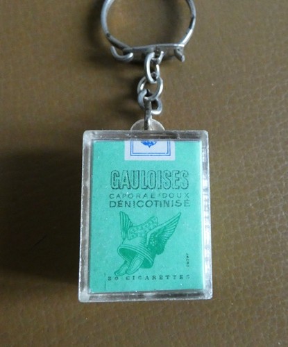 Ancien porte cle paquet - , de