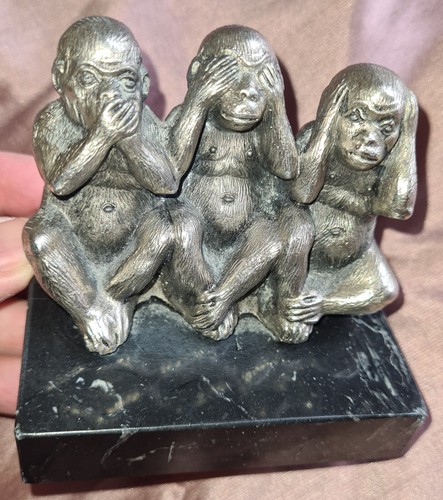 Les trois singes sagesse - singes,