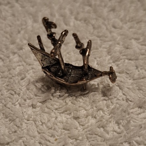 Broche pin s fantaisie - /,