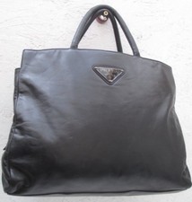Authentique et magnifique sac à main PRADA vintage en cuir bag 