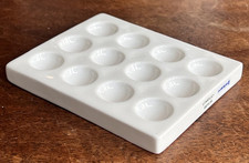 PALETTE D'AQUARELLISTE PORCELAINE BLANCHE KPM DE BERLIN L 11,3 cm XXème PEINTRE