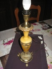 pied de lampe en opaline