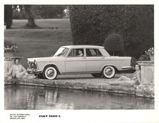 Photo / photograph presse originale berline Fiat 1500 L 1964