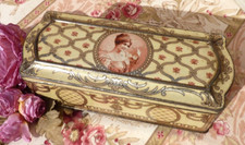 ANCIENNE BOITE PUBLICITAIRE en