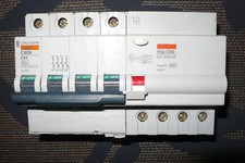 DISJONCTEUR DIFFERENTIEL TETRA 63A 300mA COURBE C, TYPE AC MERLIN GERIN 63AMPERE