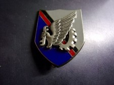 Parachutistes . Matériel -