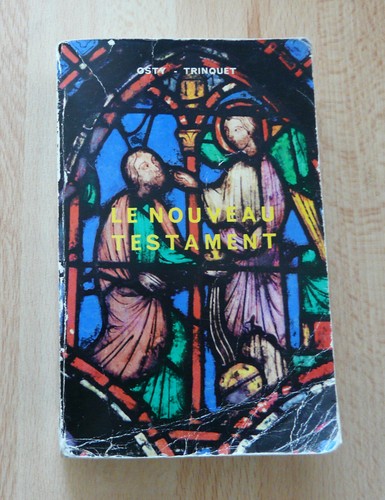 Nouveau testament - nouveau,