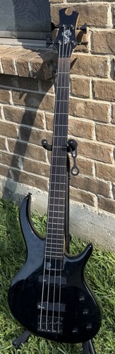 Tobias toby string - tobias,
