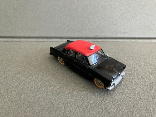 Ancienne voiture miniature - voiture,