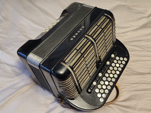 Hohner morino club black - club,
