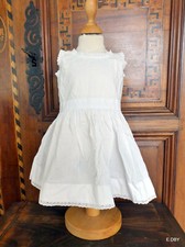 ROBE ANCIENNE de PETITE FILLE