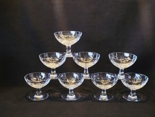 Coupes champagne en - À,