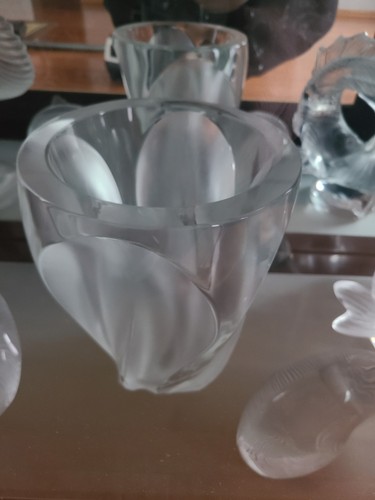 Lalique ingrid glass vase - lalique,