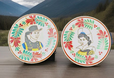 2 assiettes en céramique