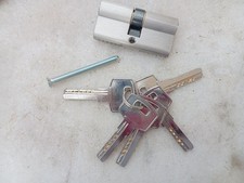 NEUF CYLINDRE DE SECURITE DE