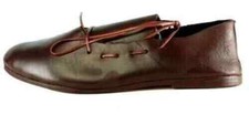 Chaussures médiévales en