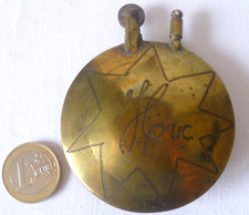 BRIQUET DE TRANCHÉE TRAVAIL