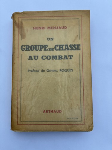 Groupe chasse au combat - un,