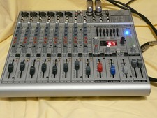 BEHRINGER EURORACK