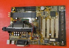 Carte mère CHAINTECH 6LTM2   avec PENTIUM III - pour restauration d'ordinateur
