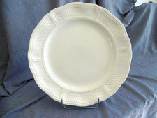 PLAT  CREUX FAIENCE GIEN