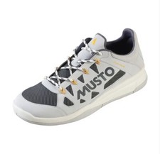 musto dynamic ii size 45 sailing shoes