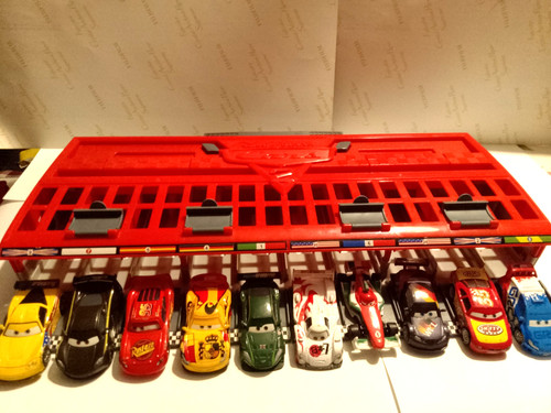 Lanceur disney pixar cars - pixar,