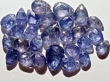 Lot de 27 perles de tanzanites naturel en poire facettés et percée de 35,97Cts