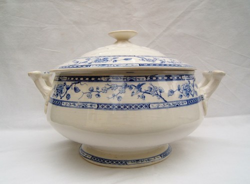 Ancienne soupière faience - ancienne,