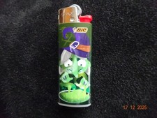 Un briquet mini BIC J25 "motif