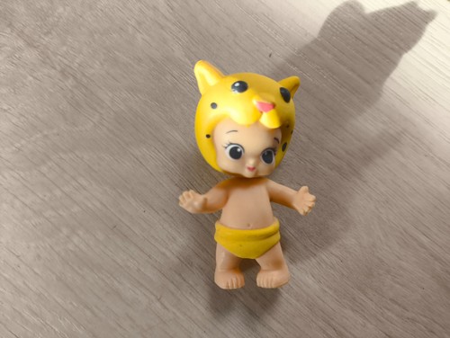 Twozies baby figure - toy, game