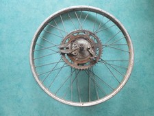 Roue arrière 19 pouces moyeu