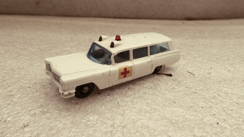 Matchbox lesney ambulance - 34,
