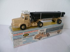 Dinky toys  UNIC SAHARIEN porte tubes  ref 893 dans sa boite d'origine TTB