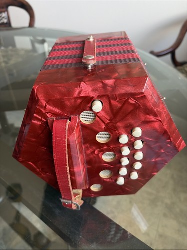 Bastari accordian red - bastari,