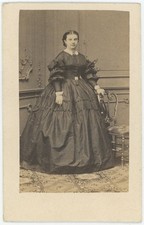 CDV Angerer circa 1860. Madame