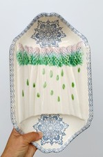 Plat à asperges ancien en faïence barbotine - Salins