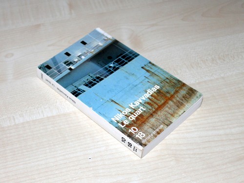 Livre roman quart - livre, de