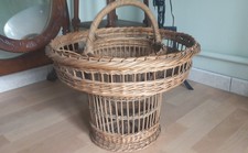 French vintage harvest basket H : 47cm x W : 50cm