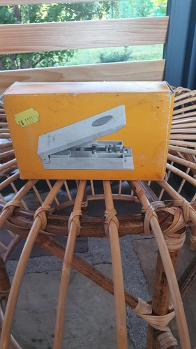 Universa colleuse automatique - universa,