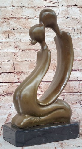Collection bronze sculpture - de,