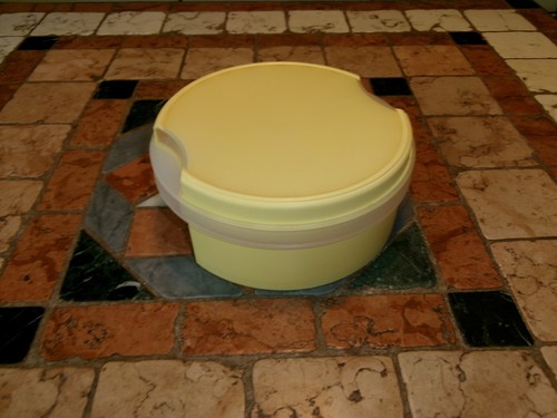 Tupperware boîte ronde - tupperware, À