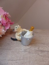Figurine Chat en résine Joueur avec Seau et Bouteille de Champagne