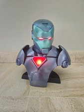 Buste IRONMAN