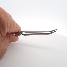 Augusta Pince Horloger Titan