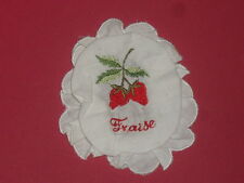 charlotte pour couvercle à confiture, motif: fraise