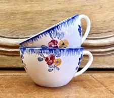 2 ANCIENNES TASSES A THÉ