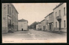 CPA St-Symphorien-de-Lay, Le fond du Bourg 