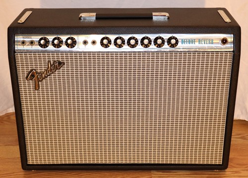 Vintage 1977 silverface fender - vintage,