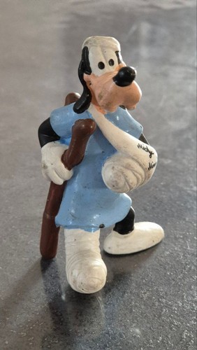 Figurine dingo blesse disney - dingo,